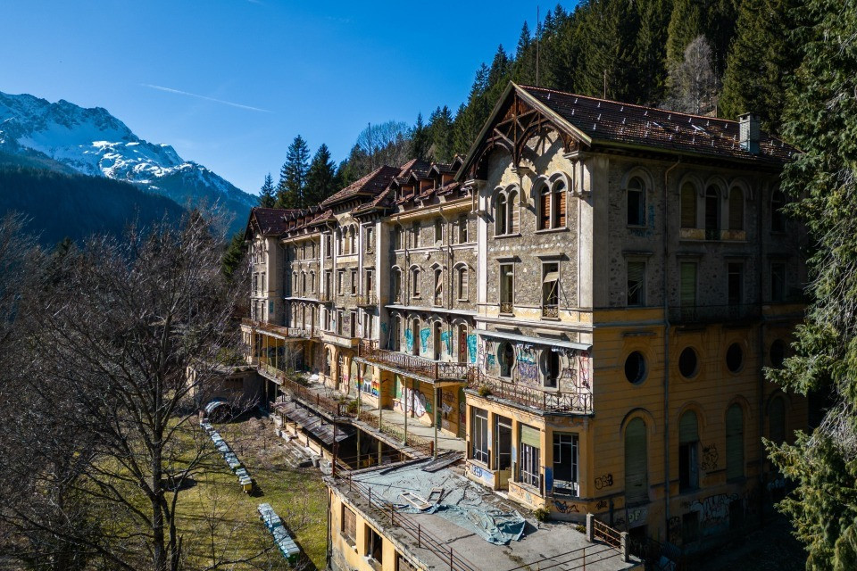 Battaglia a suon di ricorsi per l'ex Sanatorio