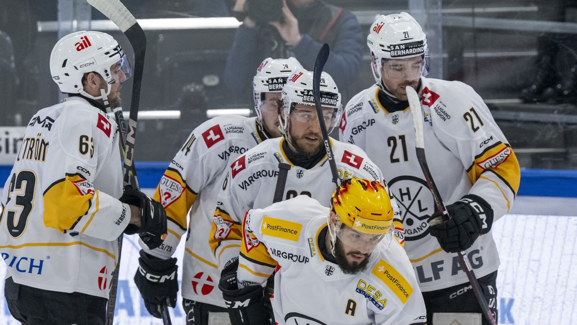 Con la porta chiusa a chiave e le reti dell'infallibile trio