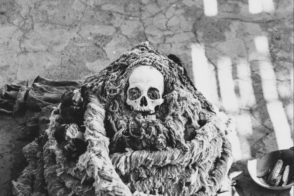 Tra reperti archeologici in Perù e abbigliamento femminile a Boston