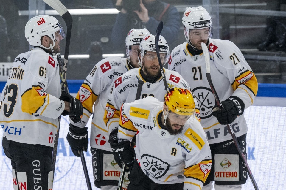 Con la porta chiusa a chiave e le reti dell'infallibile trio