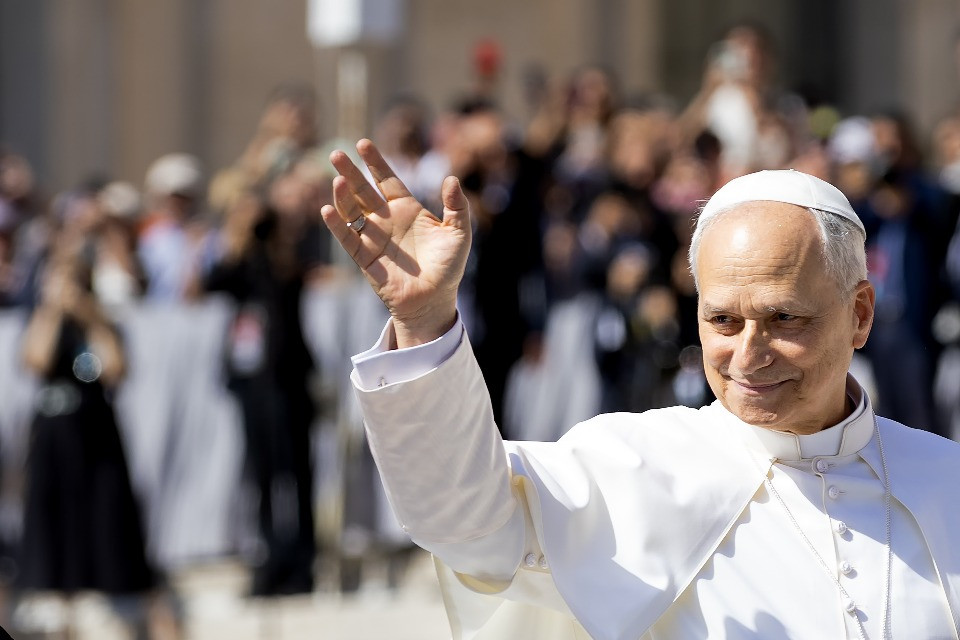 Il Papa riceve le famiglie delle vittime del rogo a Crans-Montana