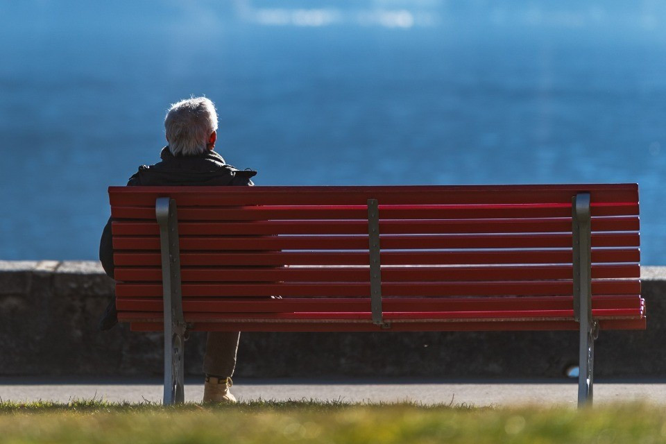 Previdenza, genitori single «nettamente svantaggiati» rispetto alle famiglie