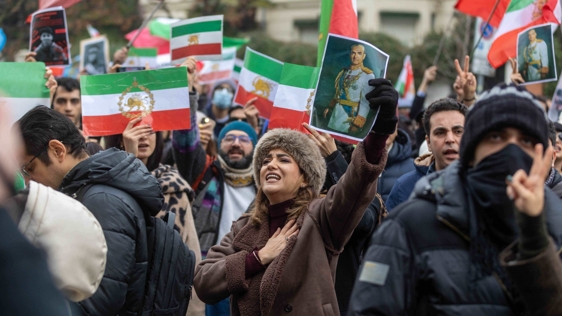 Proteste in Iran, i morti potrebbero essere oltre 16 mila