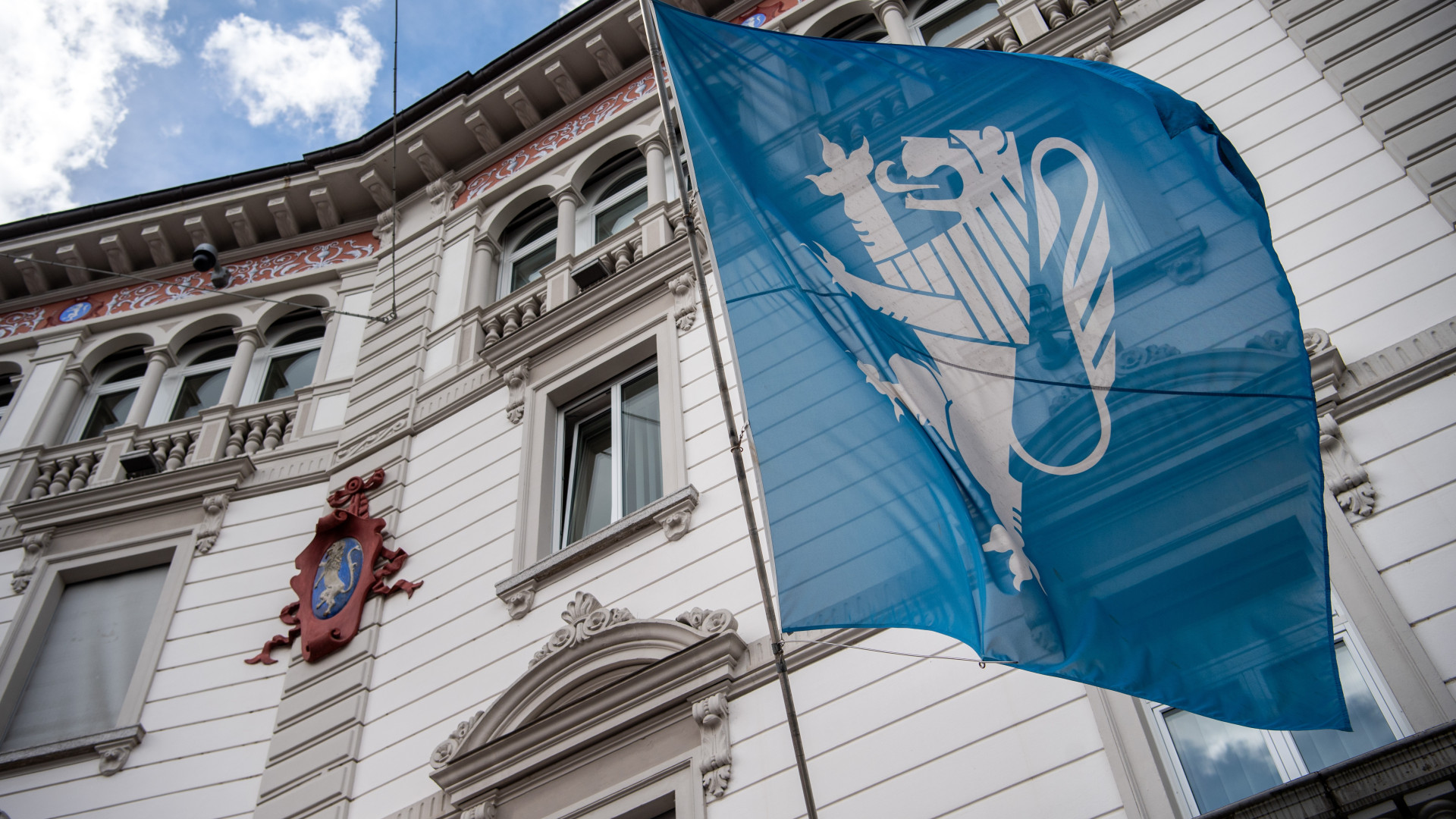 «È possibile avere una Città di Locarno con meno di sette municipali?»