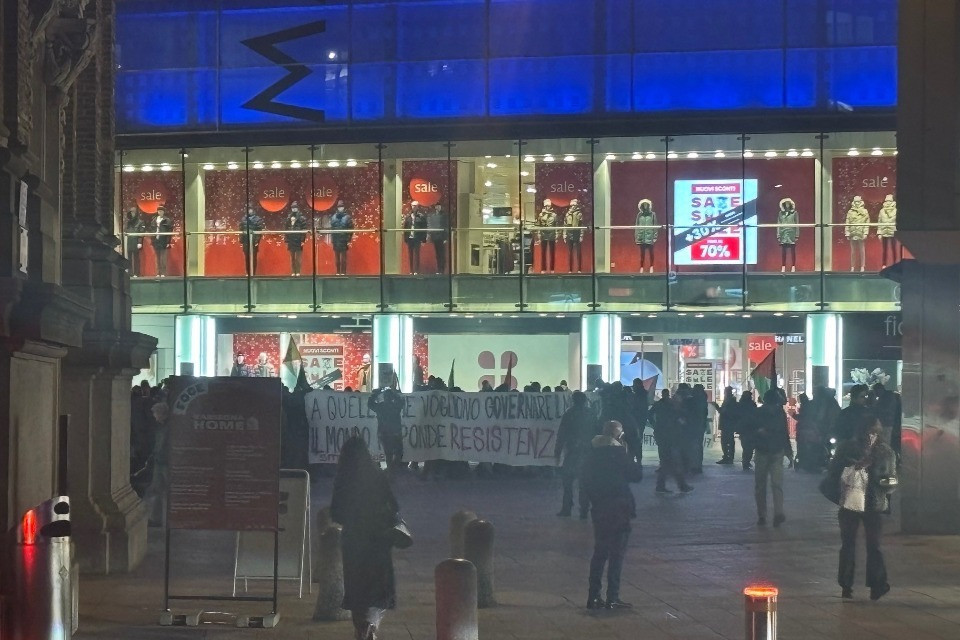 Lugano, un presidio contro il WEF per le vie del centro