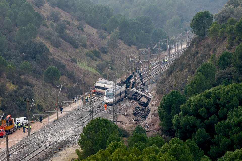 L'incidente ad Adamuz probabilmente causato dalla rottura di un binario