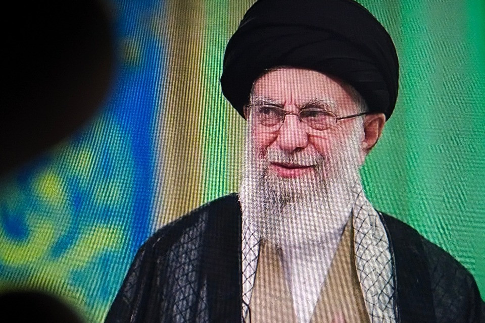 Alta tensione Usa-Iran, «Khamenei nascosto in un rifugio»