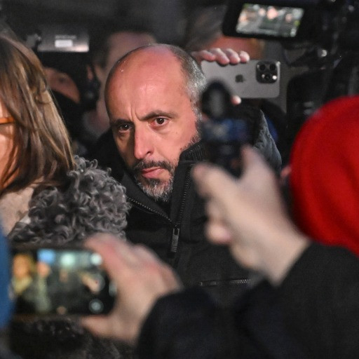 Gli attacchi dell'Italia con metodi alla Trump