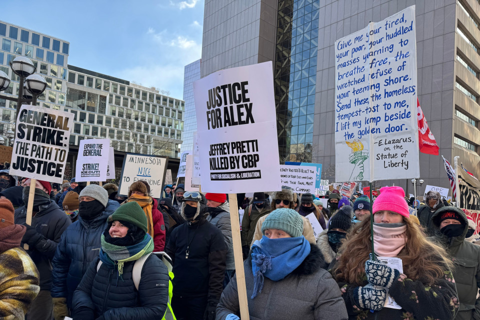 «L'amministrazione Trump ha tagliato i fondi per le body camera sugli agenti ICE»