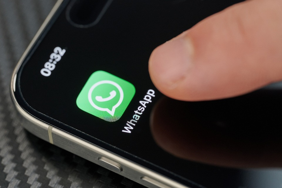 Account WhatsApp sottratti con l'inganno, attenzione alla truffa