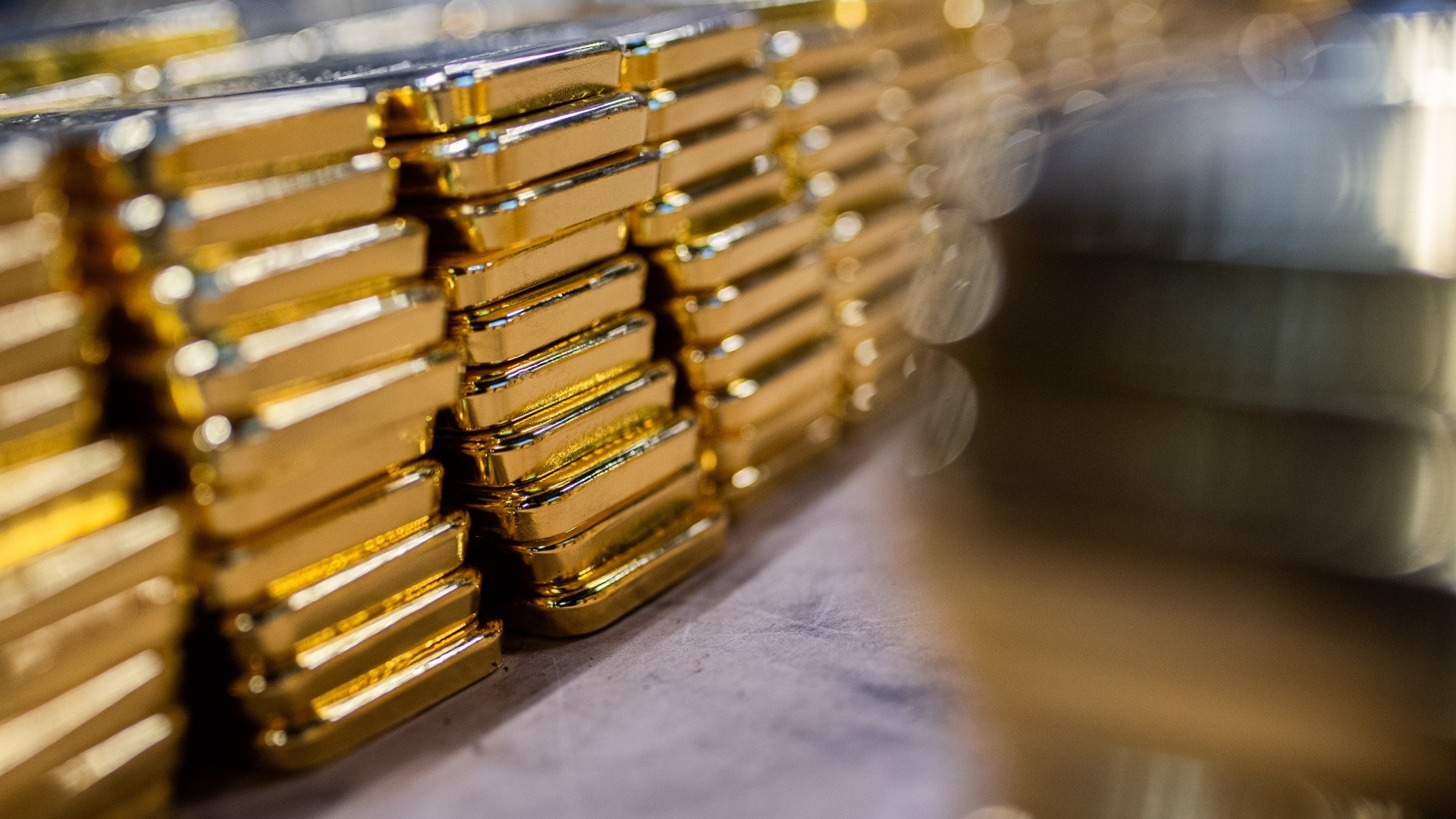 Bullion International Group (BIG), parte del gruppo MKS PAMP, firma un accordo vincolante per l'acquisizione di SOLIT Group SA