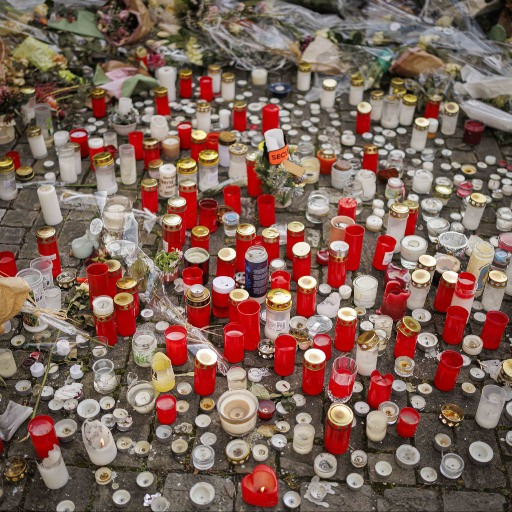 Dopo il coma, parla una giovane ferita a Crans-Montana: «Jessica Moretti non ha aiutato nessuno quella notte»