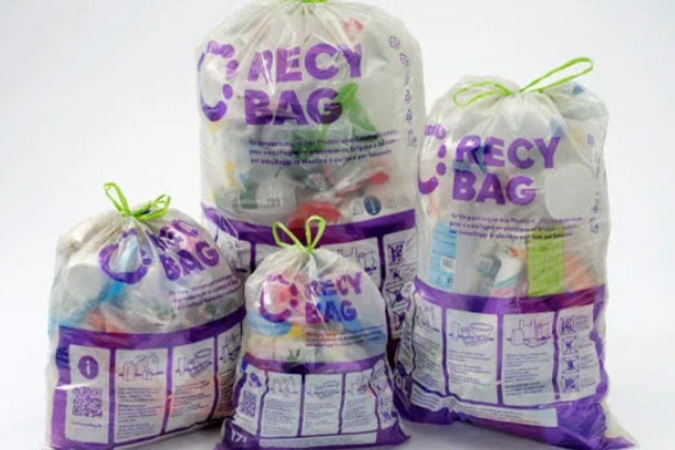 Plastica, il nuovo sistema di raccolta fatica ad affermarsi