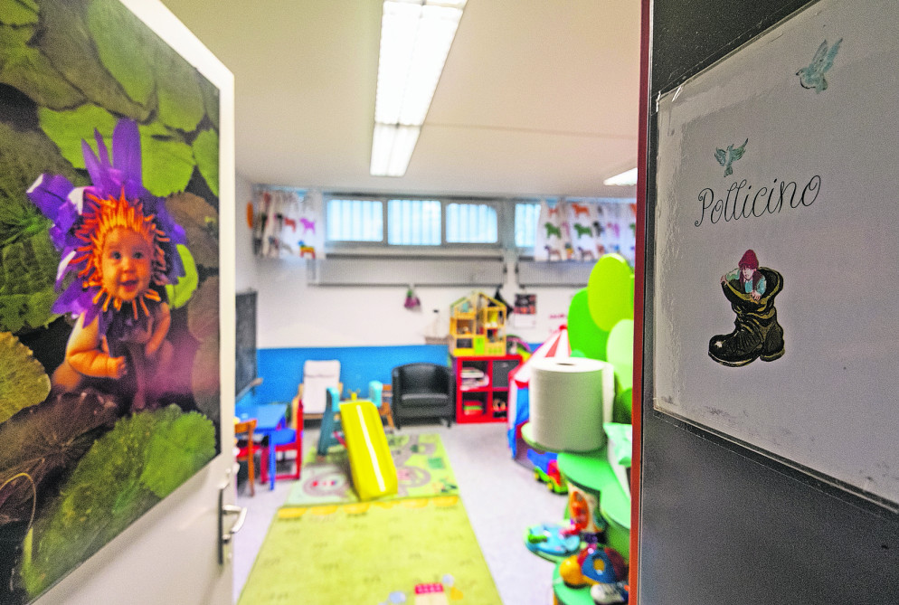 La stanza "Pollicino" ospita già, ogni mercoledì, incontri tra genitori detenuti e i loro figli minori, che vivono all’esterno. Anche qui, non sembra di essere in carcere (foto CDT Zocchetti)