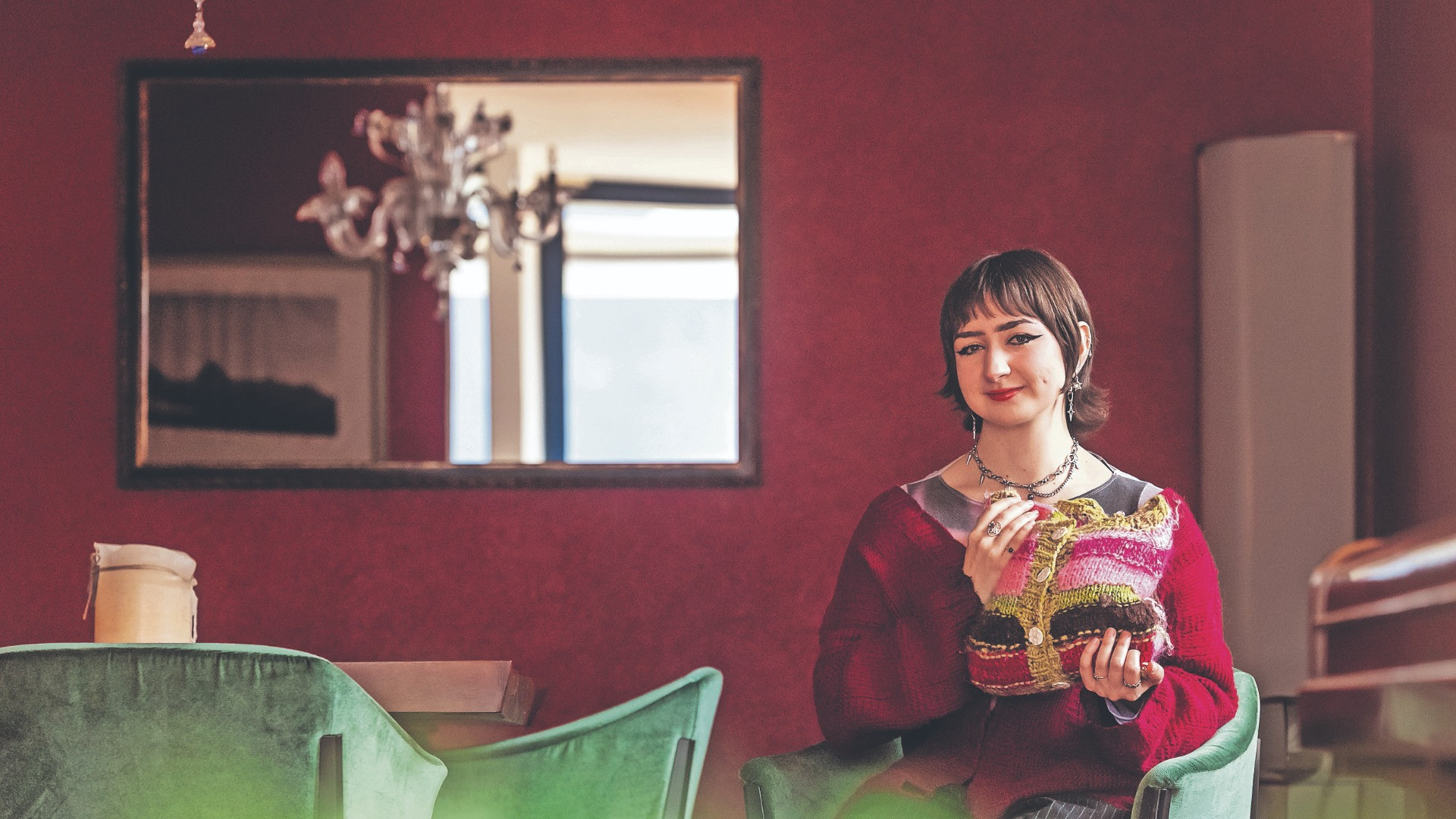 Le creazioni a maglia di una giovane ticinese colpiscono al cuore la «Swinging London»