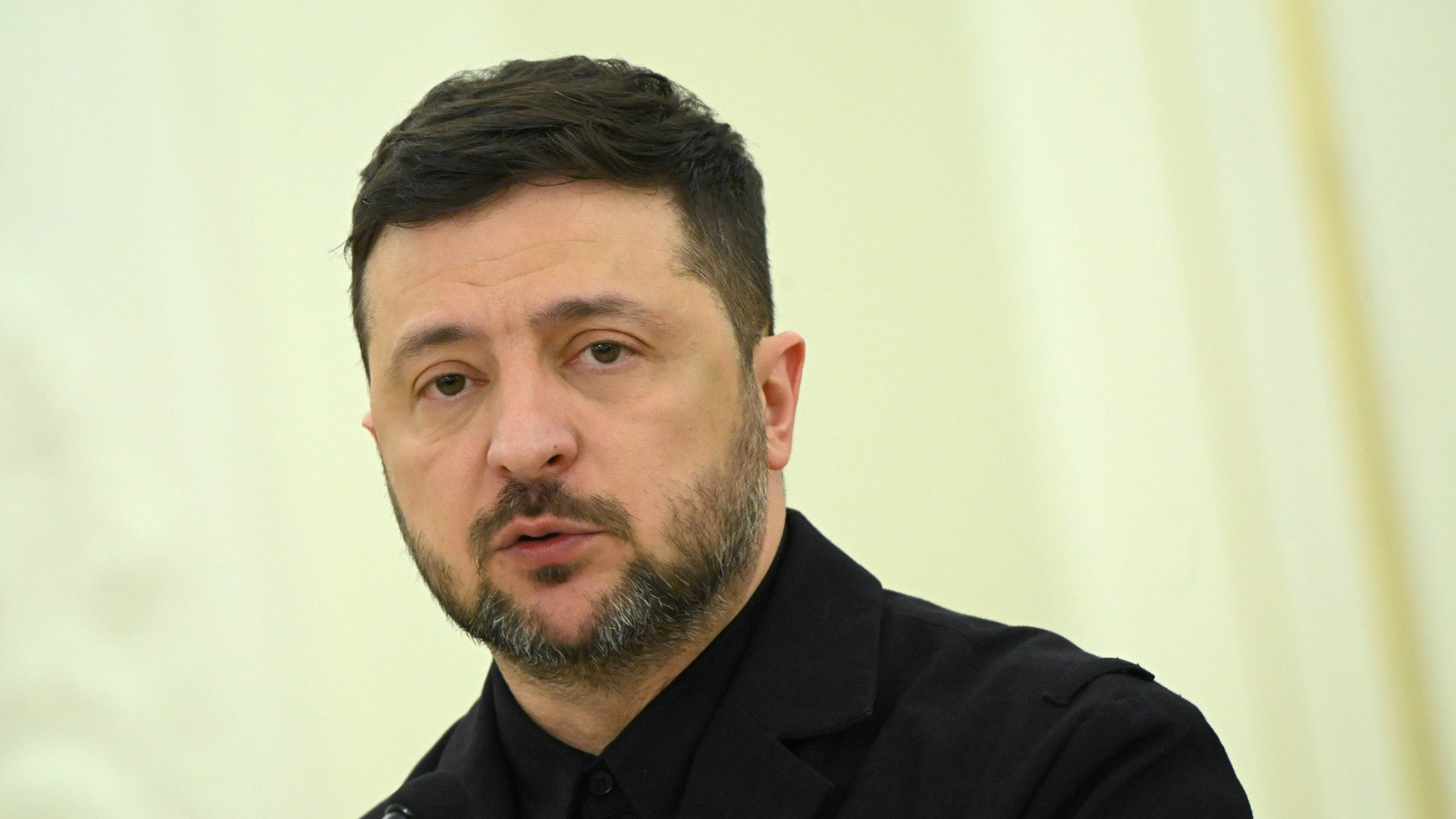 Zelensky: «Gli Usa vogliono la fine della guerra entro giugno»