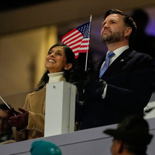 JD Vance fischiato e contestato a San Siro, ma il pubblico USA non ha sentito nulla