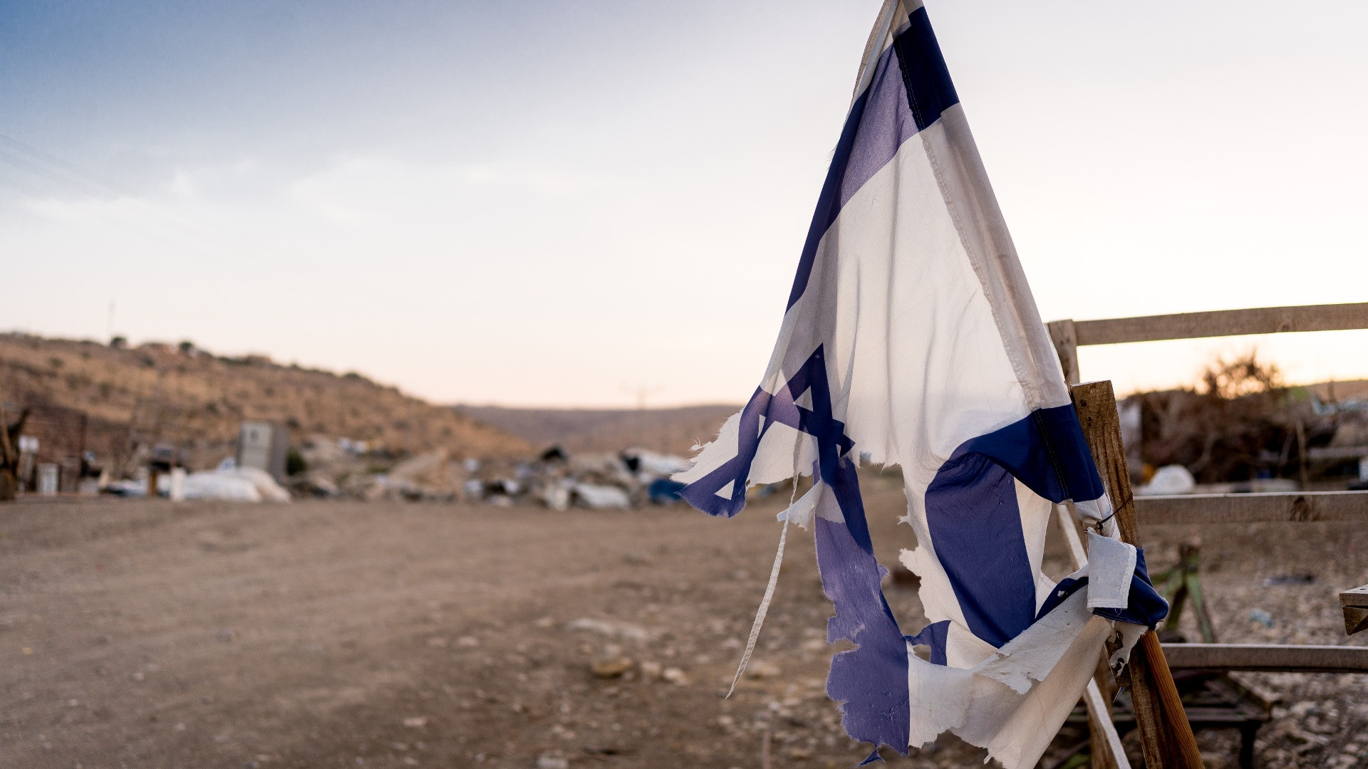 Cisgiordania, Hamas chiede ai Paesi arabi di chiudere con Israele