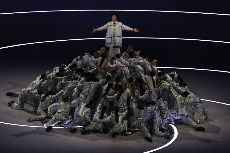 Caos RAI fra Olimpiadi e Festival: Paolo Petrecca potrebbe non commentare la cerimonia di chiusura