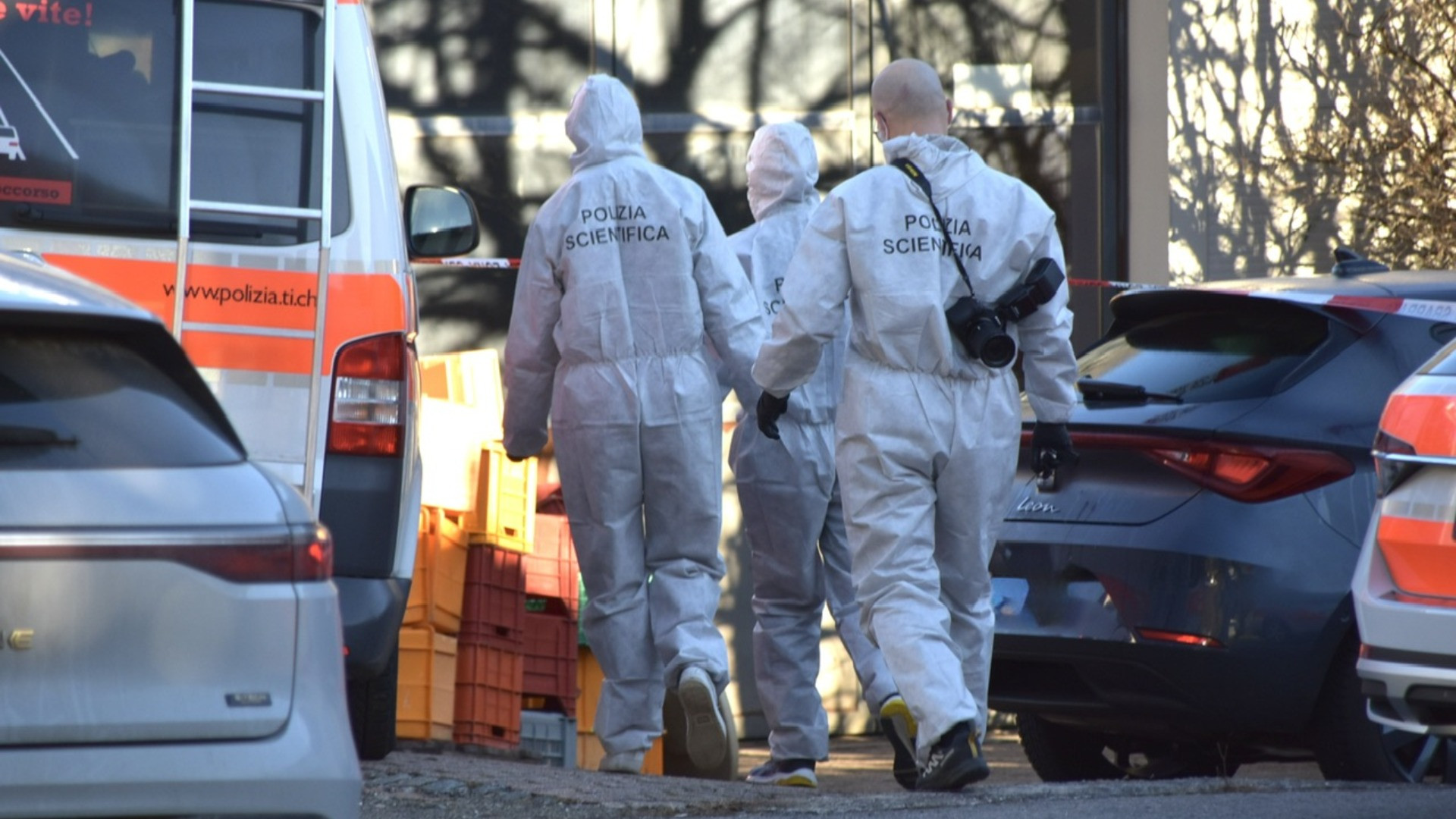 Fatto di sangue a Gnosca: trovati due corpi senza vita all'interno di un appartamento