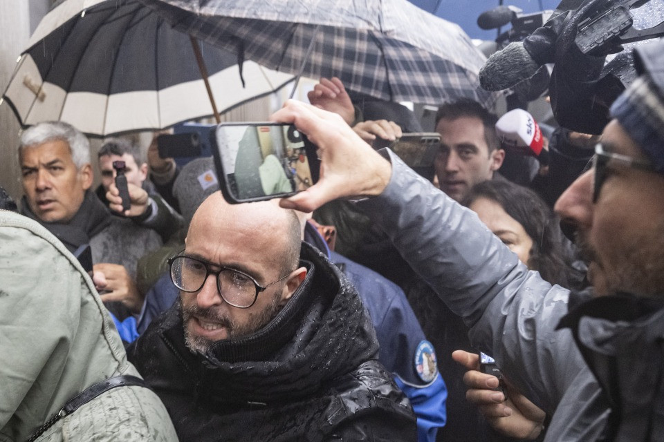 Crans-Montana, «Moretti ha rifiutato i pannelli ignifughi perché troppo costosi»