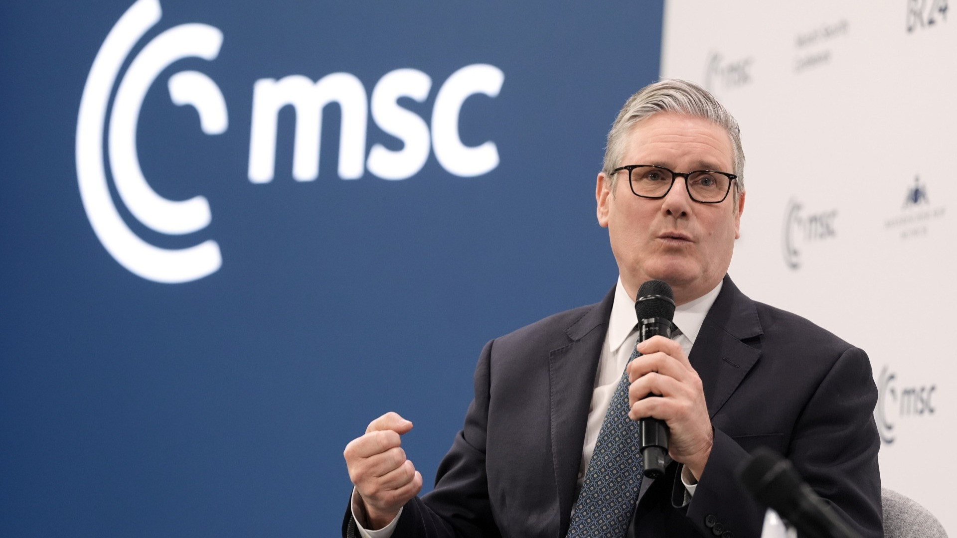 Starmer: «L'Europa è un gigante addormentato, le nostre economie sono più grandi di quelle russe»