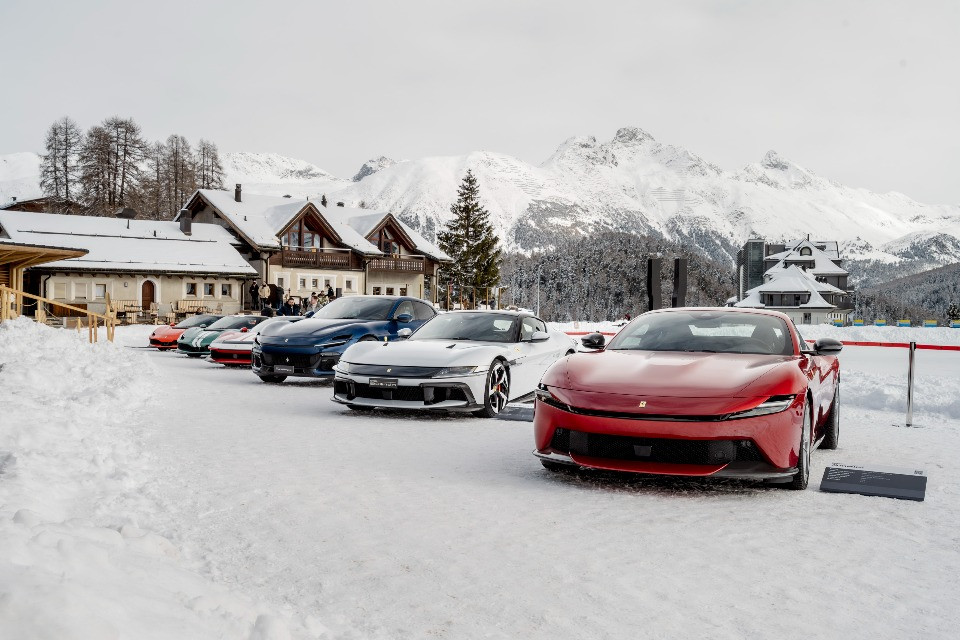 St. Moritz, dove il ghiaccio riflette il rosso: «Ferrari non è solo un'auto, è un’esperienza»