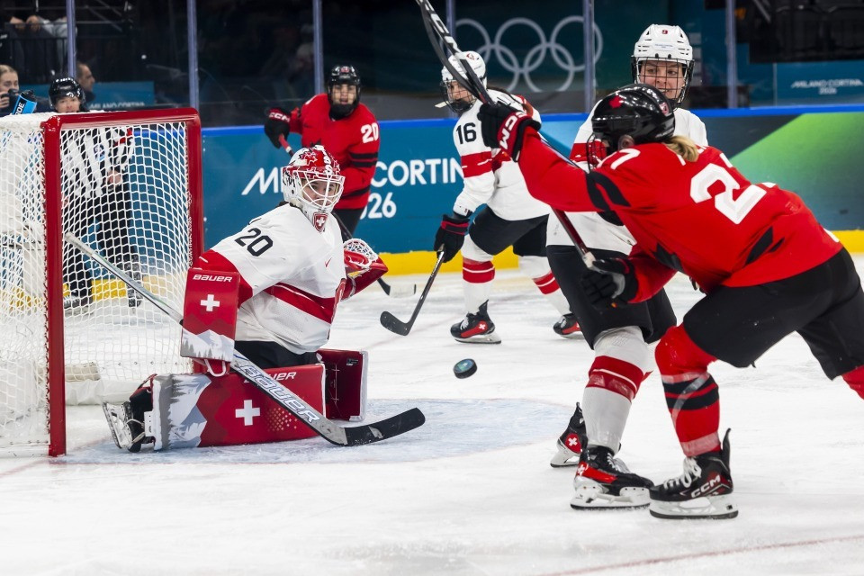Le rossocrociate spaventano il Canada, ma giocheranno per il bronzo