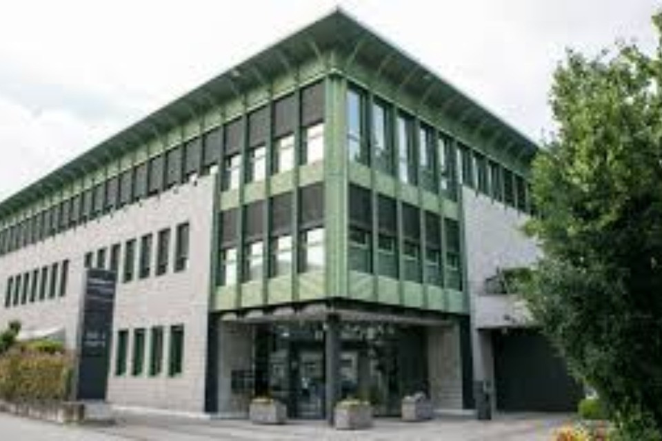 Banana.ch modernizza il proprio software di contabilità grazie al Kubernetes gestito di Tinext Cloud