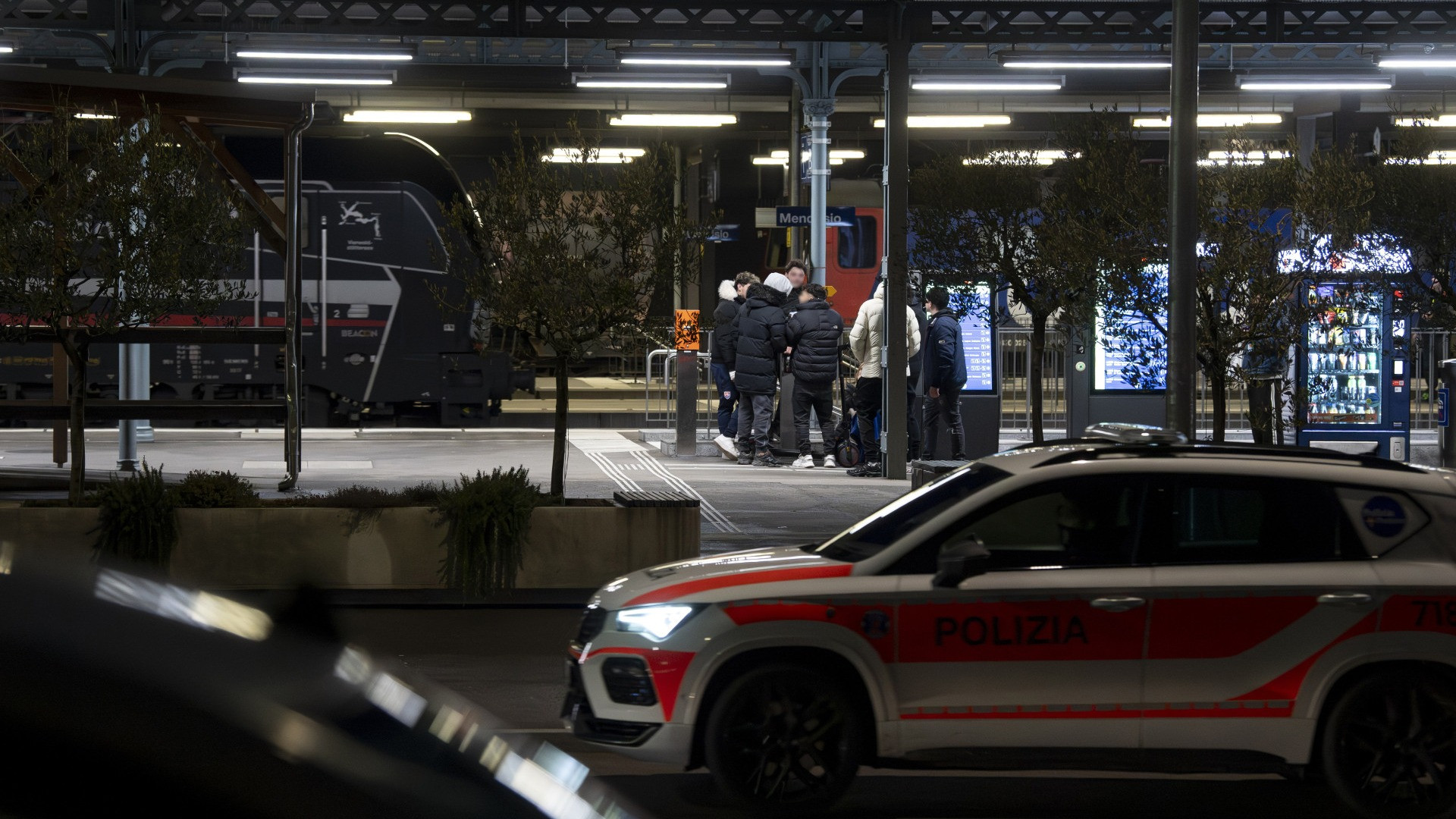 La stazione di Mendrisio è «zona calda», dalle liti al lancio di sassi