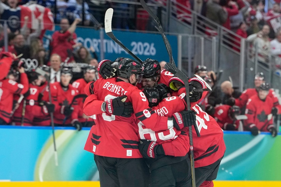 Il Canada soffre ancora, ma è in finale