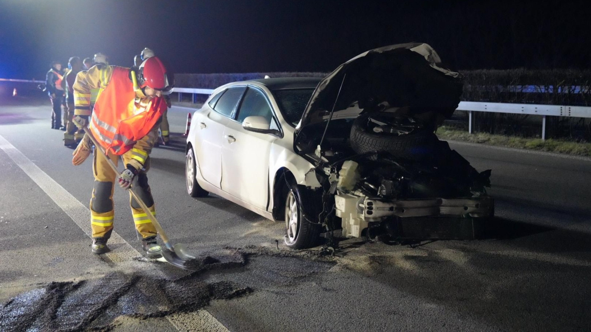 Incidente a catena sull’A2 a Lodrino: tre auto coinvolte e due feriti leggeri