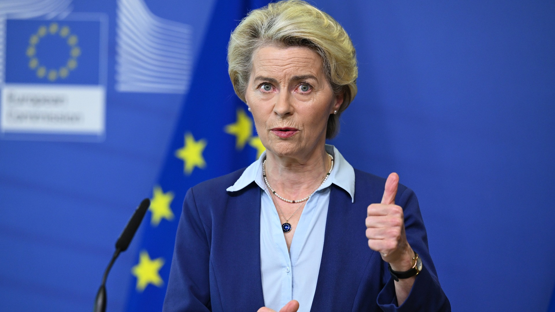 Von der Leyen a Kiev: «La pace sia alle condizioni dell’Ucraina»