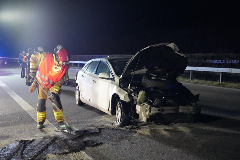 Incidente a catena sull’A2 a Lodrino: tre auto coinvolte e due feriti leggeri