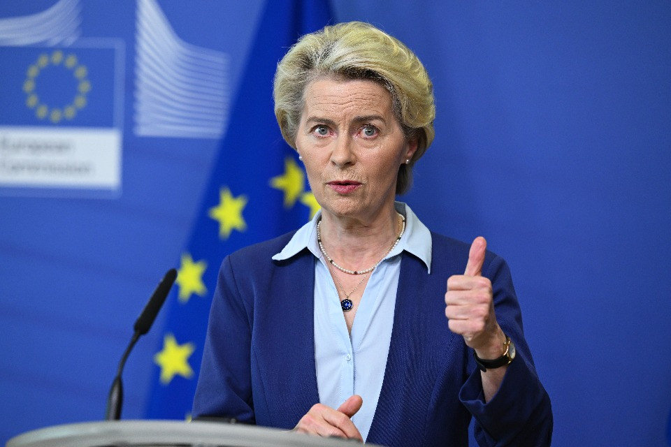 Von der Leyen a Kiev: «La pace sia alle condizioni dell’Ucraina»