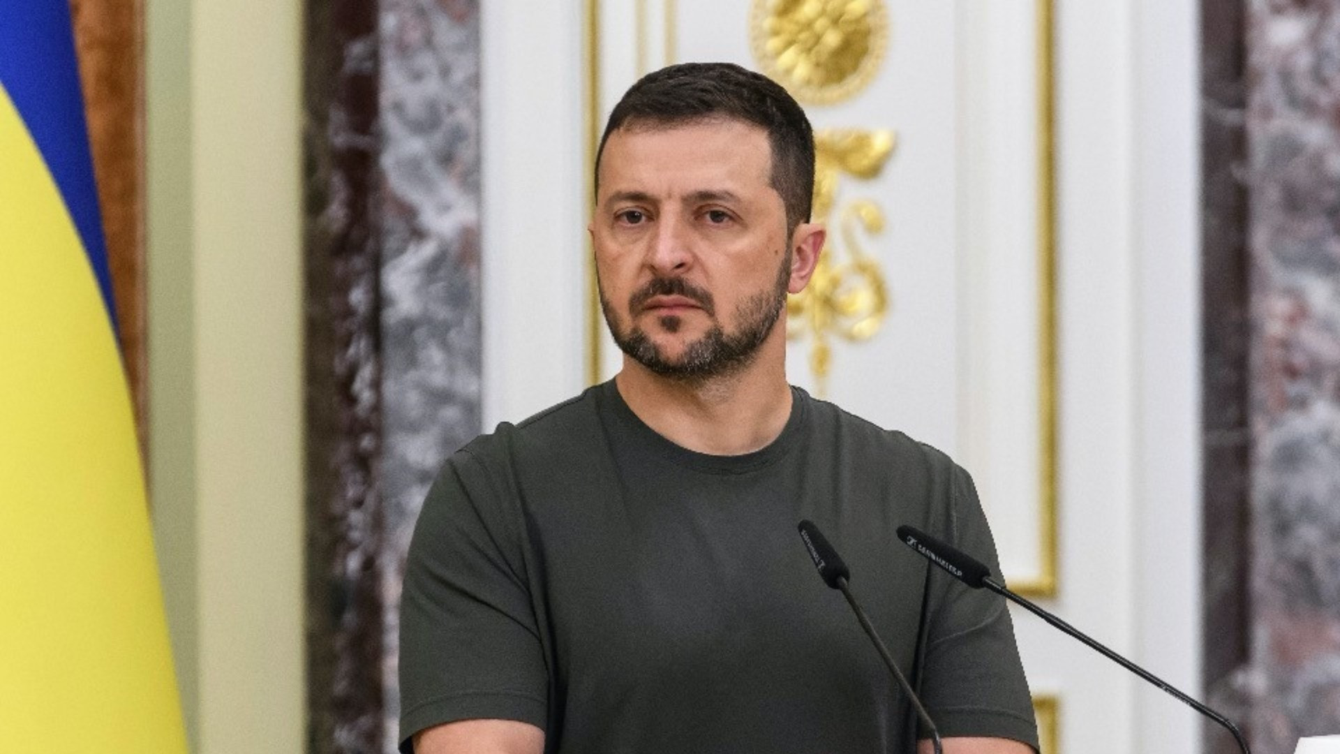 Zelensky: «Tra 10 giorni un trilaterale con USA e Russia»