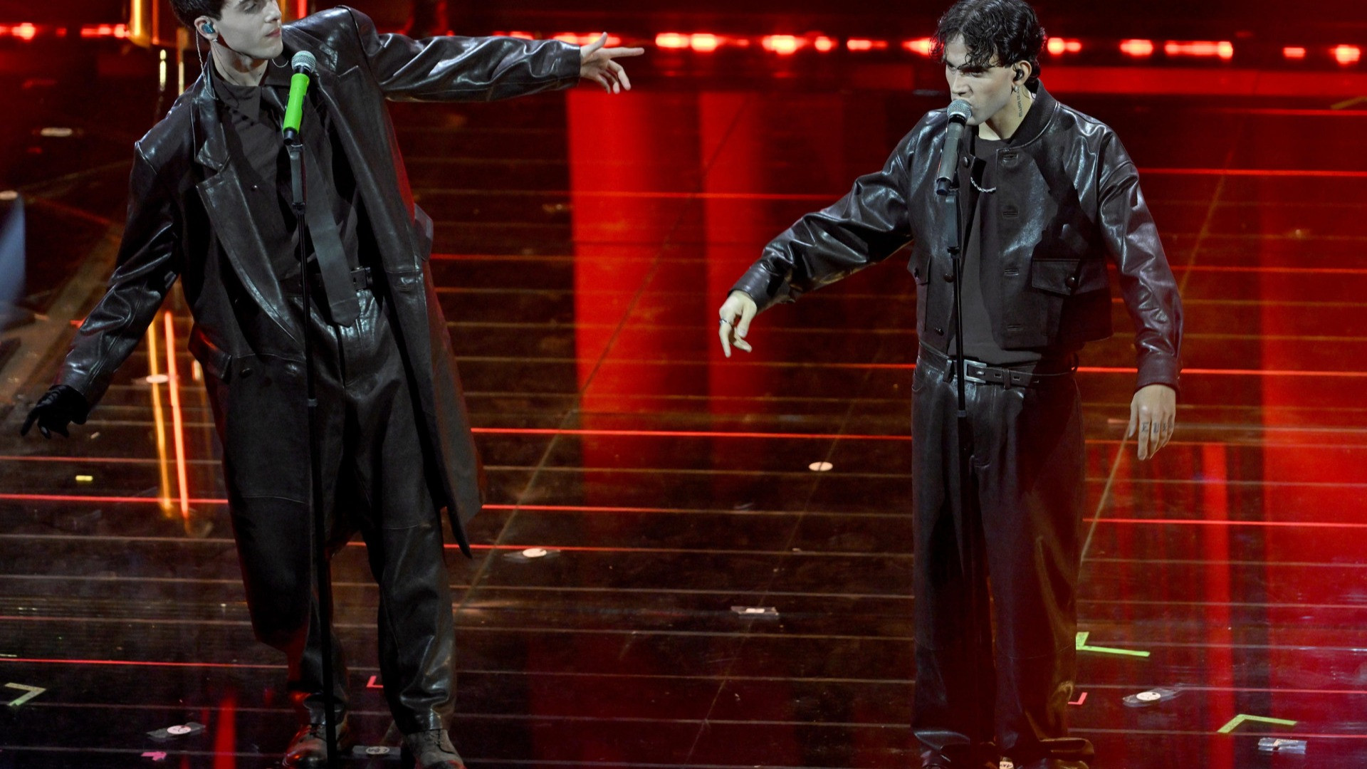 Tommaso Paradiso, Nayt, Ermal Meta, Fedez & Masini e Lda & Aka 7even vincono la seconda serata del Festival