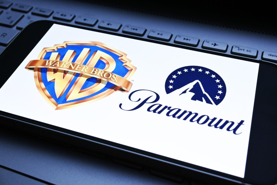 Warner Bros, la proposta di Paramount è superiore: Netflix rinuncia