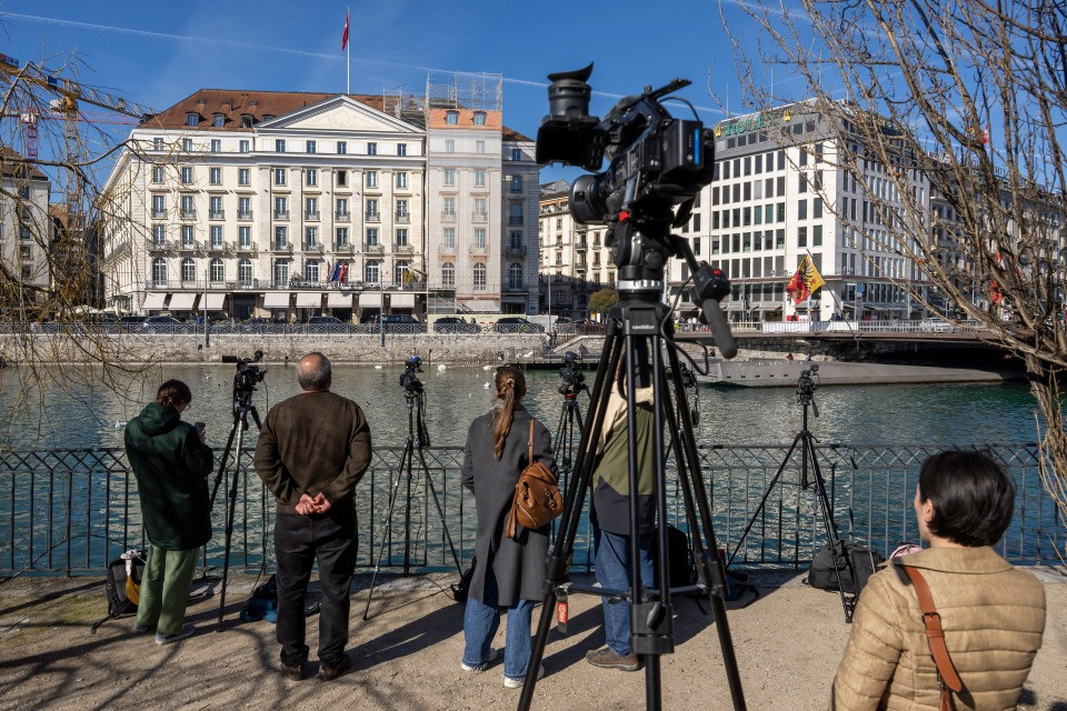 Mosca: «È un'idea nostra trasferire i colloqui da Ginevra ad Abu Dhabi»