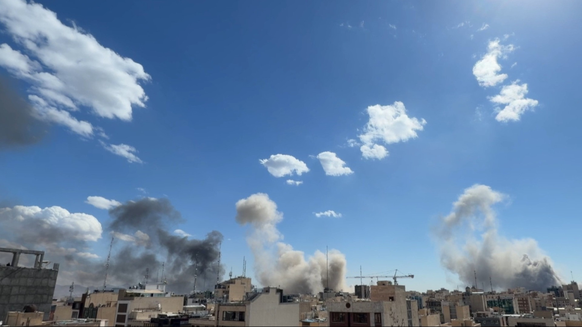 Attacchi USA-Israele sull'Iran, «ucciso anche Ahmadinejad»