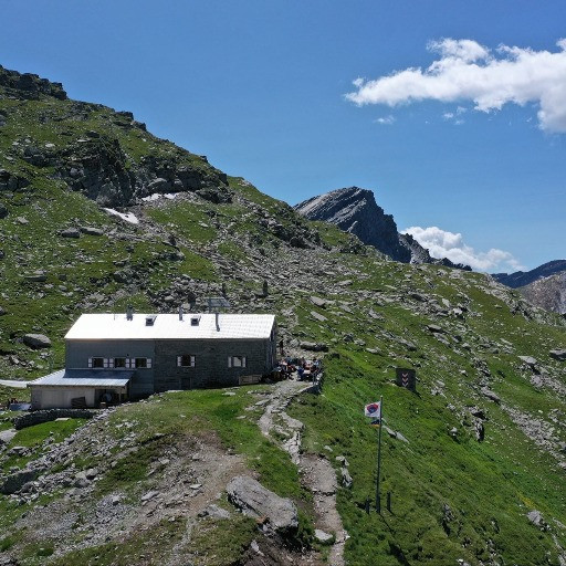 Quella teleferica che farà solletico al cielo