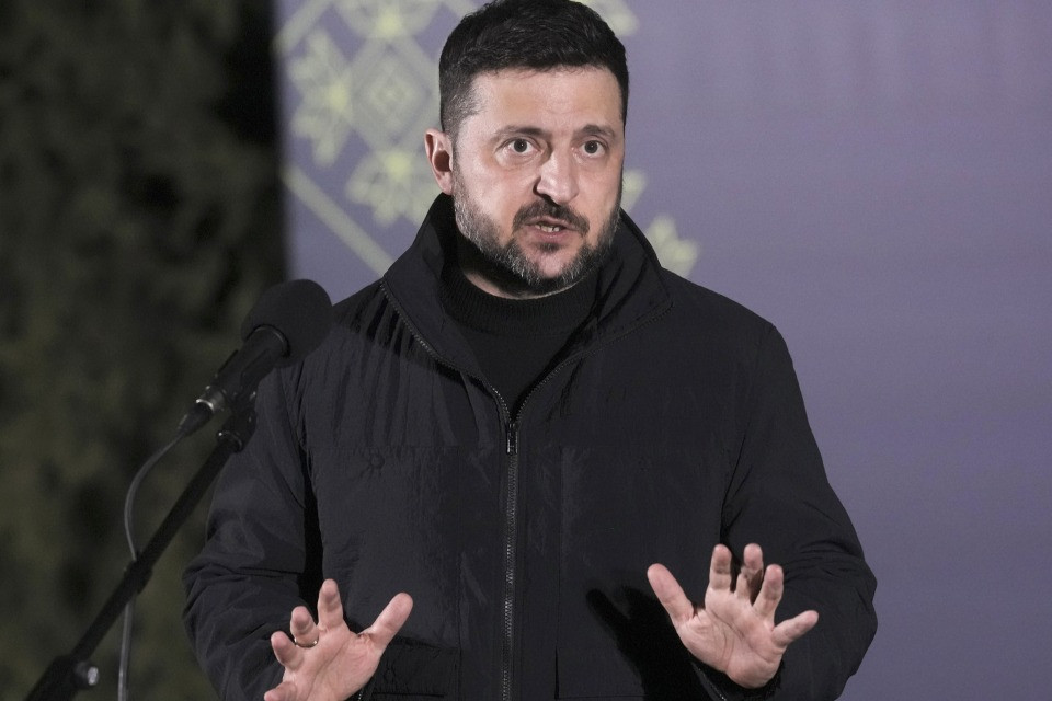 Zelensky: pronti a scambiare tecnologia militare con i Paesi del Golfo