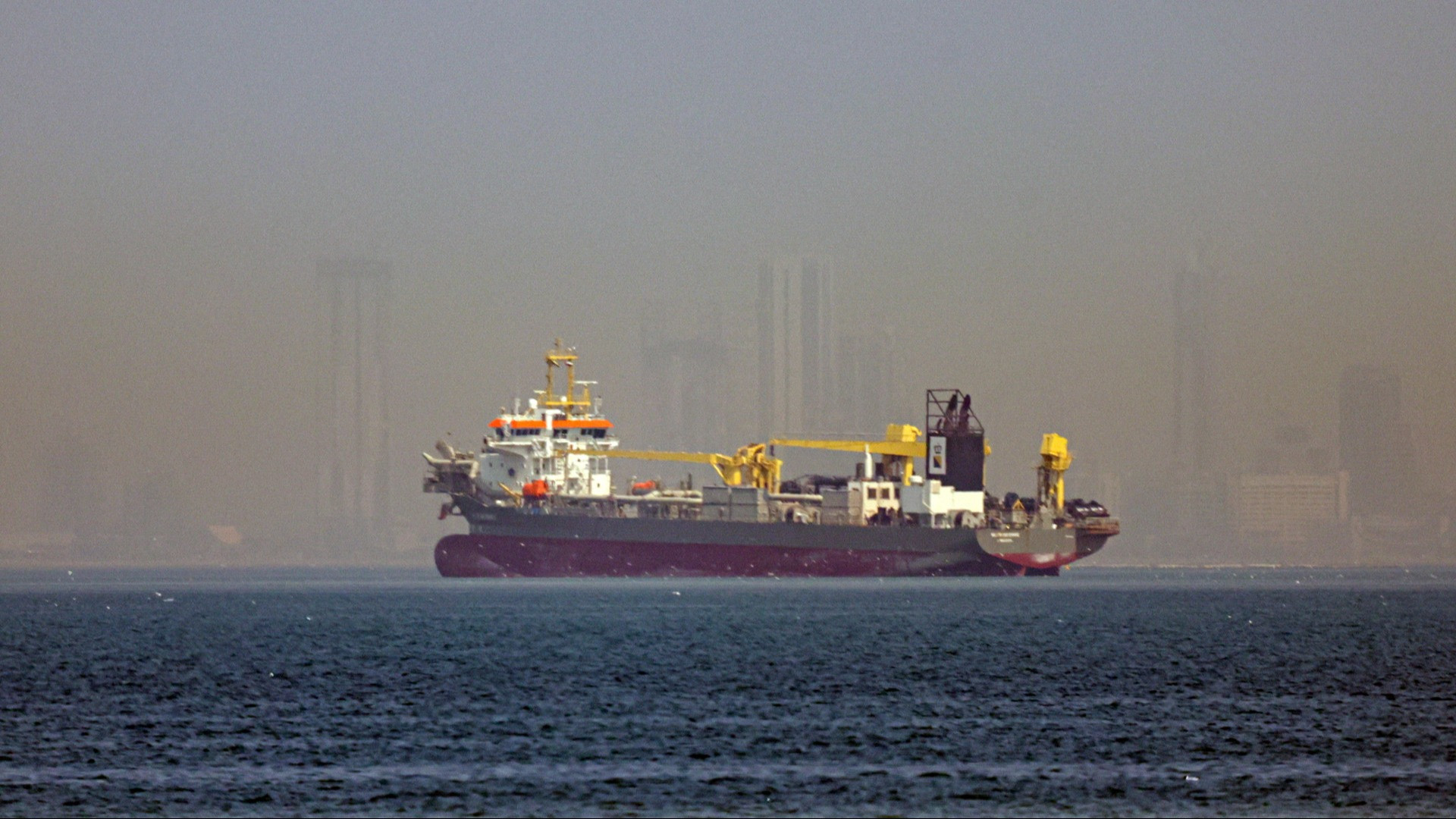 «Il cambio di regime c’entra poco: è iniziata la corsa a gas e petrolio»