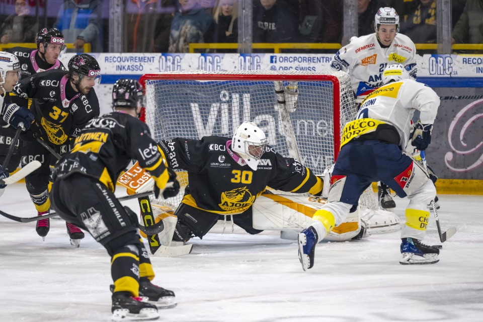 L’Ambrì batte l’Ajoie ai rigori