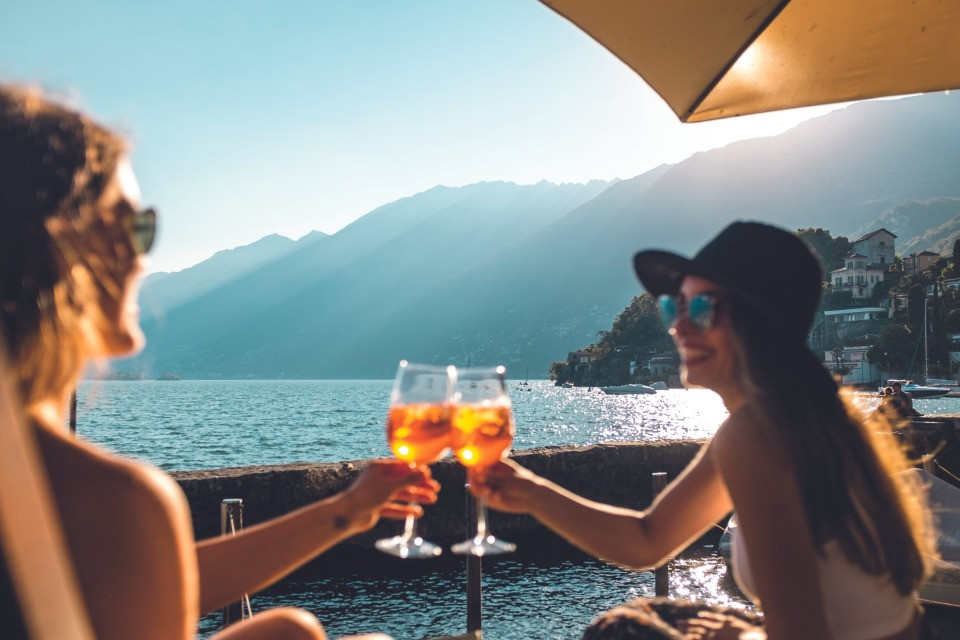 Compiere un ulteriore passo avanti grazie ai turisti facoltosi