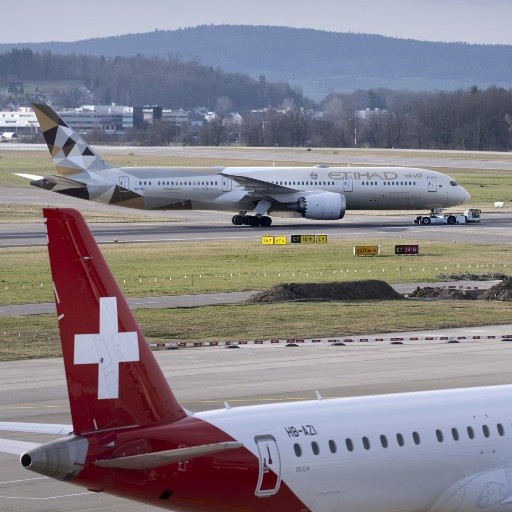 Dall'Oman a Zurigo: 404 passeggeri in volo verso la Svizzera