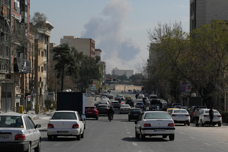 Il presidente iraniano: «Mi scuso con i Paesi vicini che sono stati attaccati»