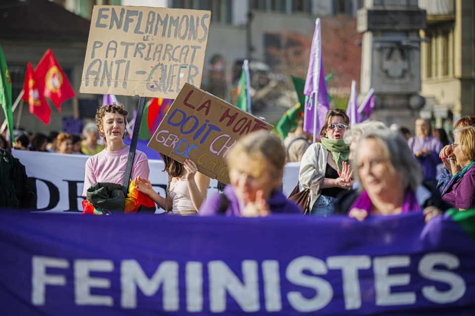 Oltre 3.000 persone alla manifestazione di Losanna