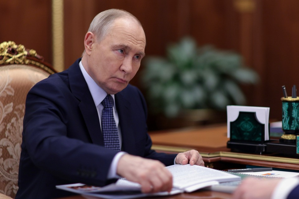 Putin: «Siamo pronti a garantire all'UE forniture di petrolio e gas»