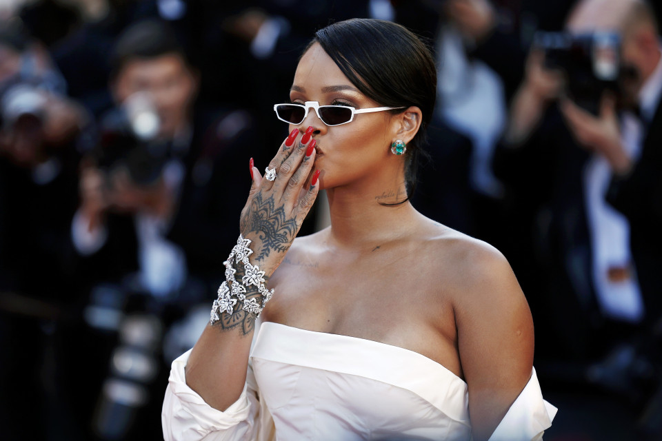 Spari contro la casa di Rihanna a Los Angeles